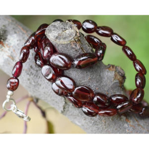 Collier de vraies pierres naturelles de grenats rouges